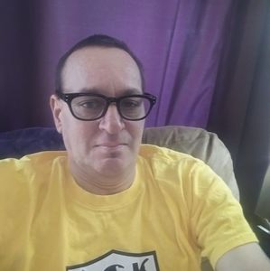 Meet your Posher, Stefanos